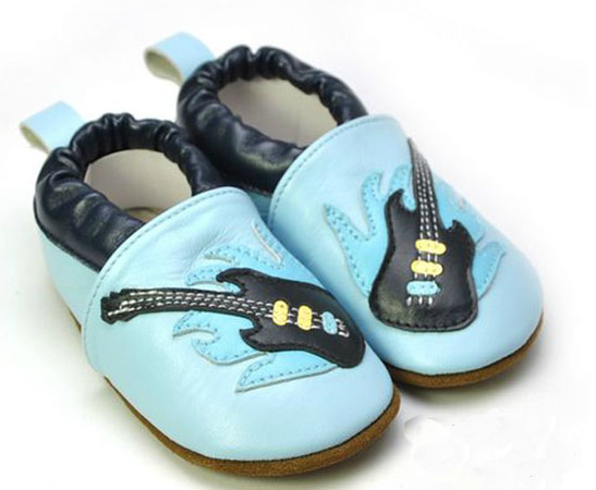 【芙瑞可婴童鞋品牌】芙瑞可婴童鞋，双双精心，一如亲做
